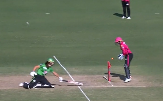 Watch: Razor sharp reflexes from Sophie Ecclestone as she stuns Tess Flintoff in WBBL with superb run out